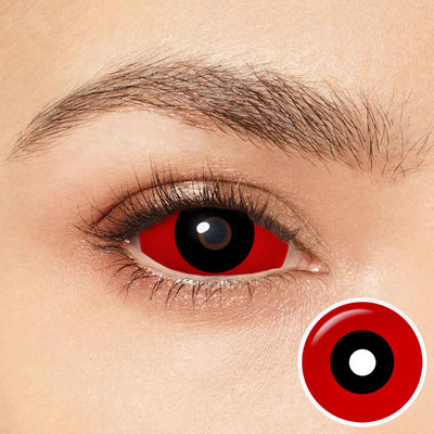 Rote und schwarze Sklera Augen