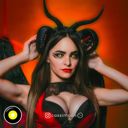 ベルサーチ鏡 Sith Ichigo Black and Yellow Sclera Contacts – twinklens