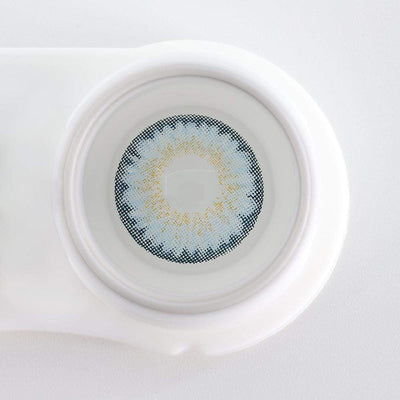 Vivid Blue Color Contact Lenses in the case